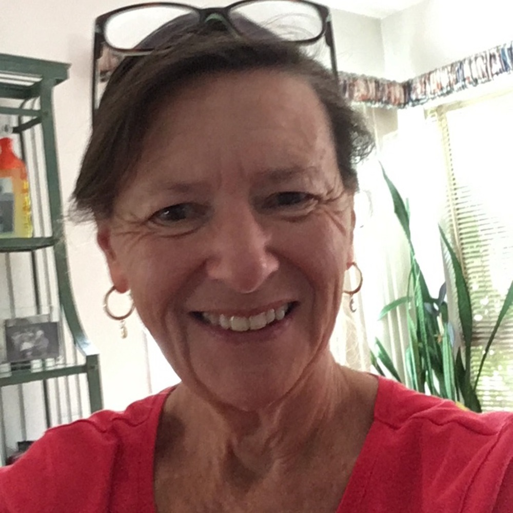 Meet your Posher, Lorraine